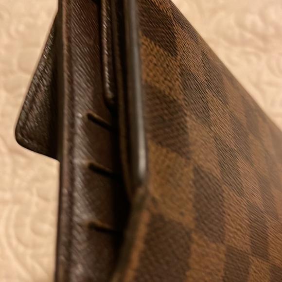 1361 Louis Vuitton Brown Damier Long Wallet - Picture 16 of 16